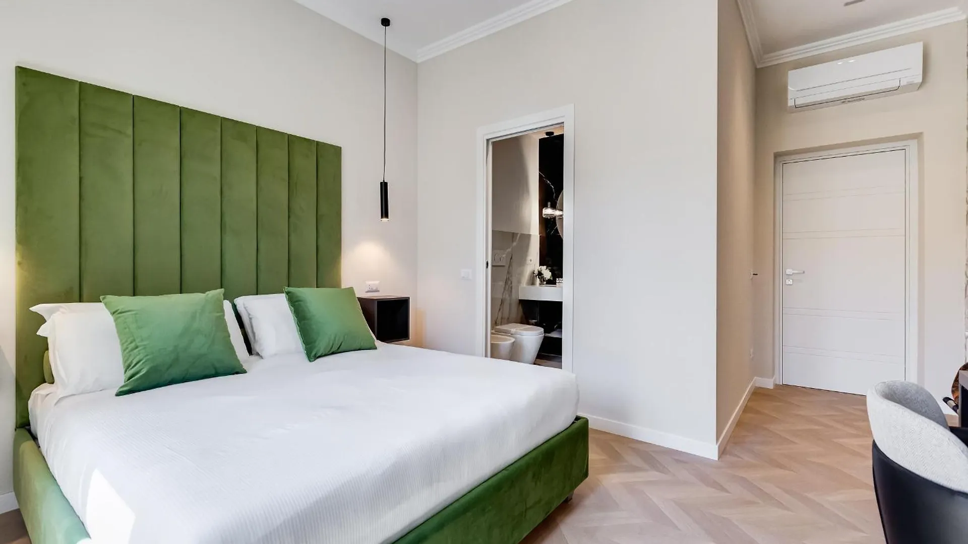 Dionigi 43 Private Suites By Premium Suites Collection Rome 0*,