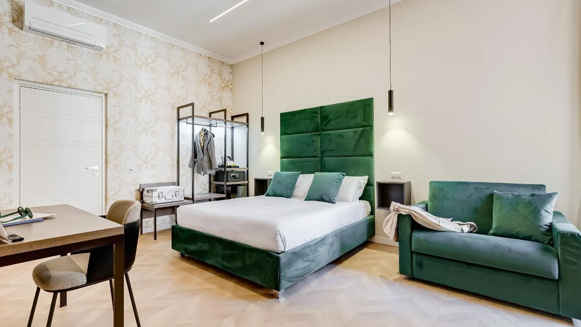 Guest house Dionigi 43 Private Suites By Premium Suites Collection Rome Italy