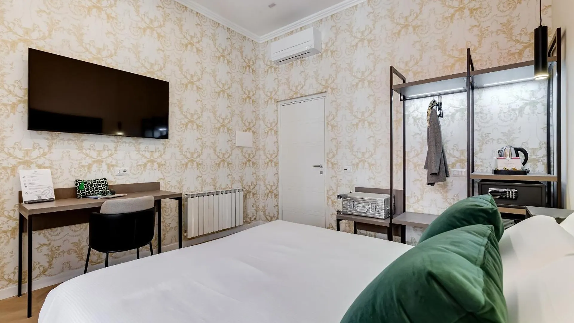 Dionigi 43 Private Suites By Premium Suites Collection Rome Italy