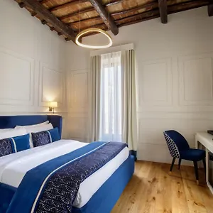 Navona Sky Palace בית הארחה
